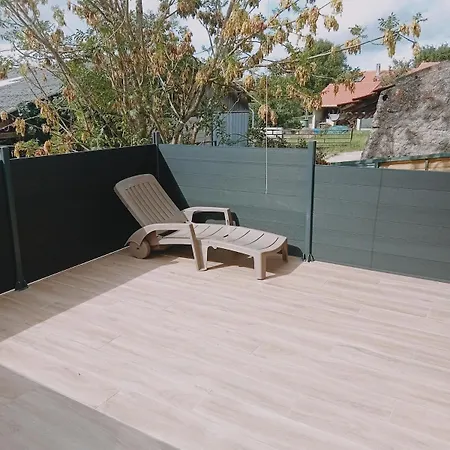 Des Kitchenette-salle De Bain-terrasse Apartamento Bazoncourt